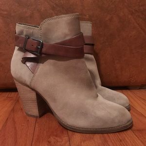 Gianni Bini Booties Tan & Brown Sz 9M